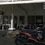 Hadrah Hotel